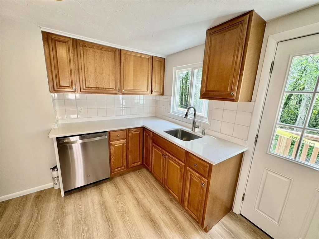2 bed, 1 bath apartment for rent at 116 Central St Unit 116, Acton — photo 6 of 13