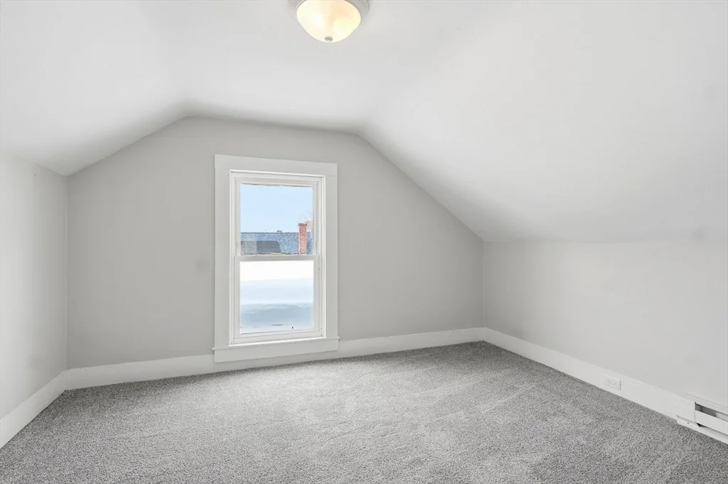5 bed, 2 bath apartment for rent at 116 Coburn Unit 116, Lowell — photo 31 of 38