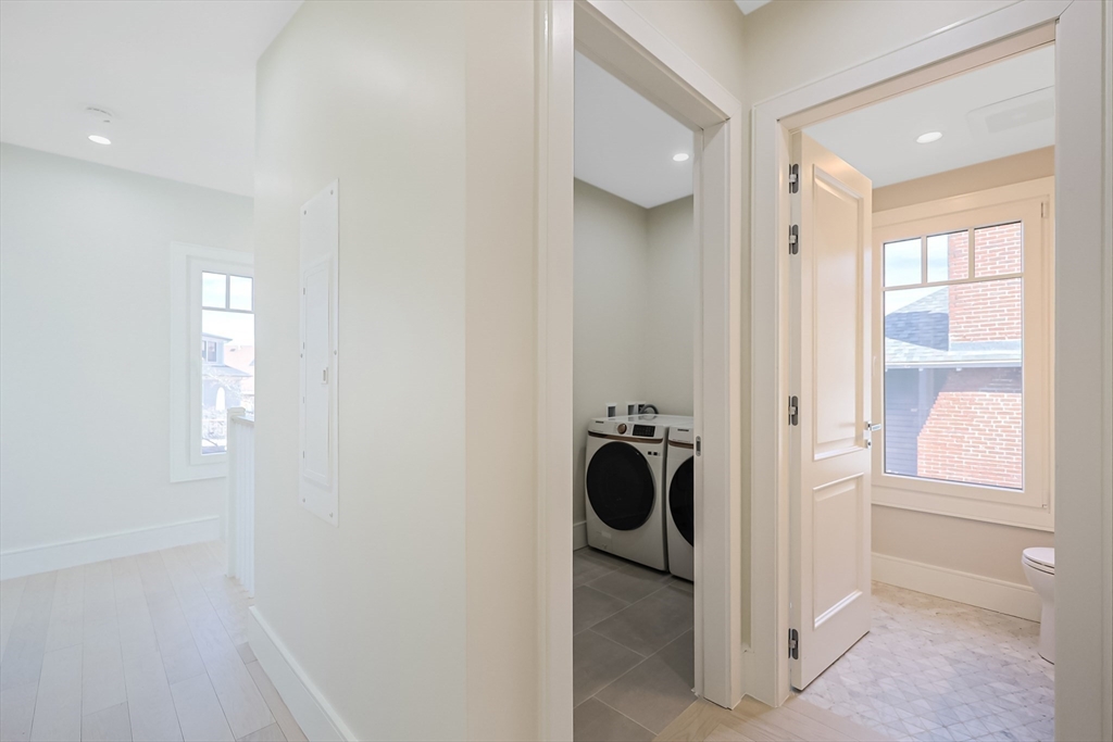4 bed, 4+ bath apartment for rent at 116 Columbia St Unit 2, North Brookline — photo 15 of 36