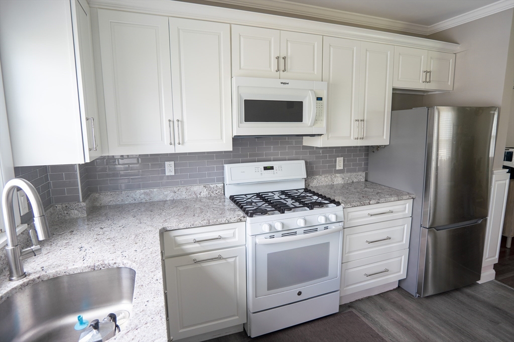 2 bed, 1 bath apartment for rent at 116 Derby Rd Unit 1, Revere — photo 11 of 33