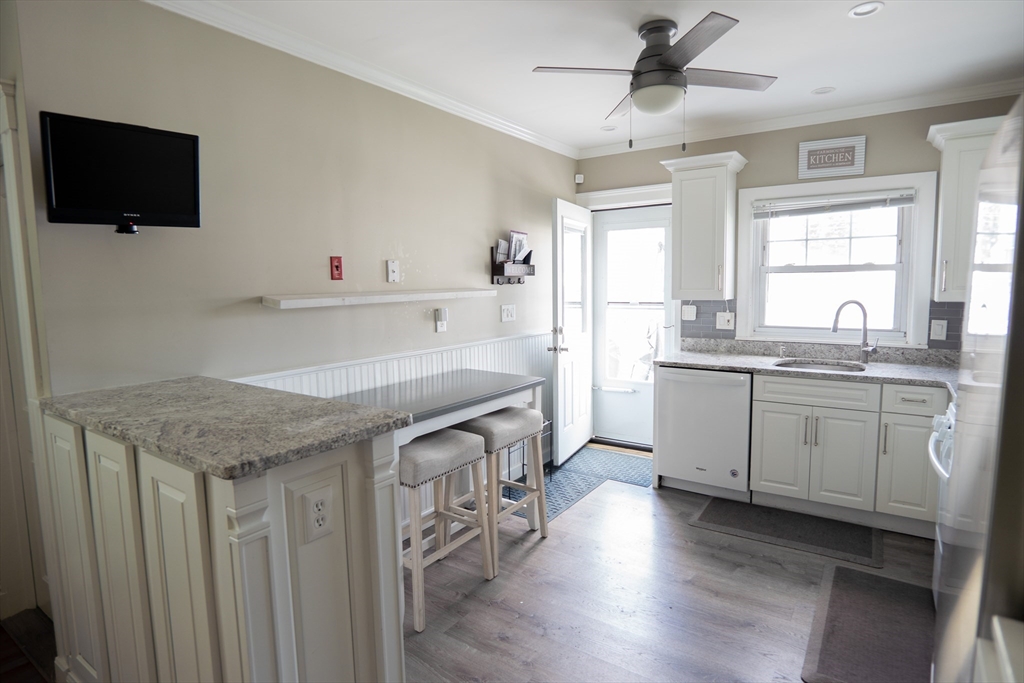 2 bed, 1 bath apartment for rent at 116 Derby Rd Unit 1, Revere — photo 12 of 33