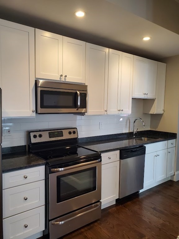 2 bed, 1 bath apartment for rent at 116 Dorchester St Unit 2, South Boston — photo 1 of 12