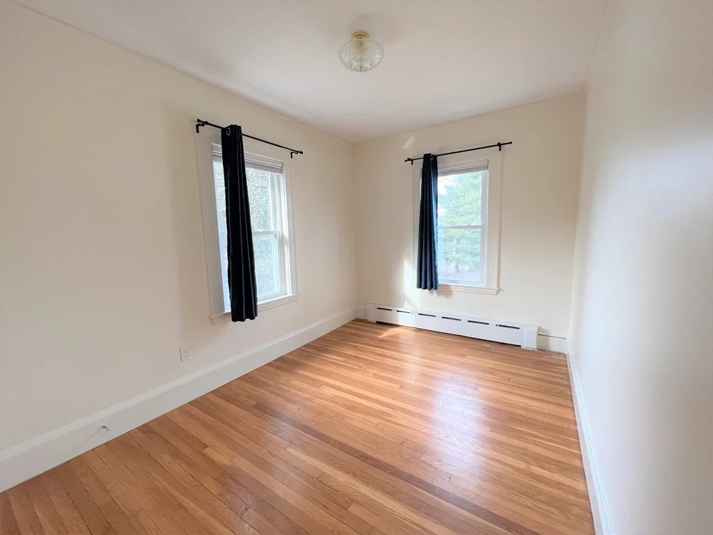 3 bed, 1 bath apartment for rent at 116 Elgin St Unit 2, Newton — photo 9 of 15