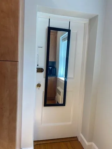 1 bed, 1 bath apartment for rent at 116 Floral St Unit 6, Newton Highlands — photo 8 of 11