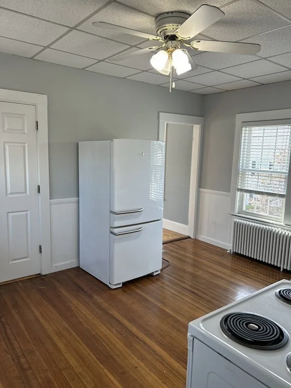 3 bed, 1 bath apartment for rent at 116 Franklin St Unit 3, Quincy — photo 2 of 16