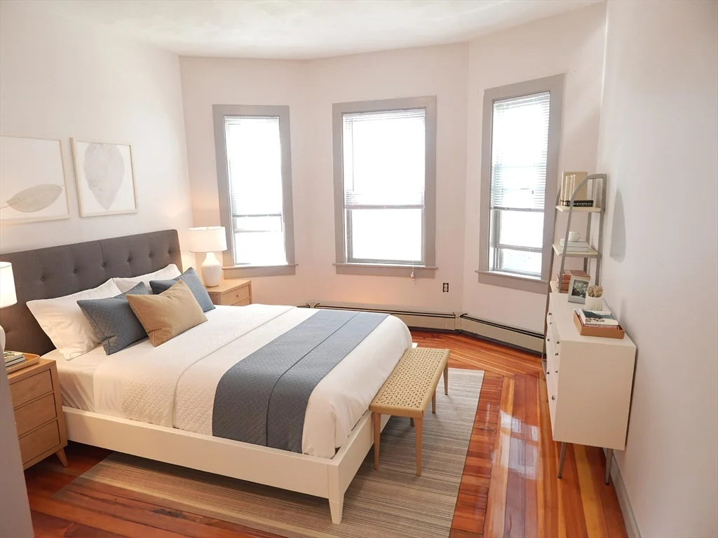 3 bed, 1 bath apartment for rent at 116 Grant Ave Unit 16, Glenwood — photo 4 of 8