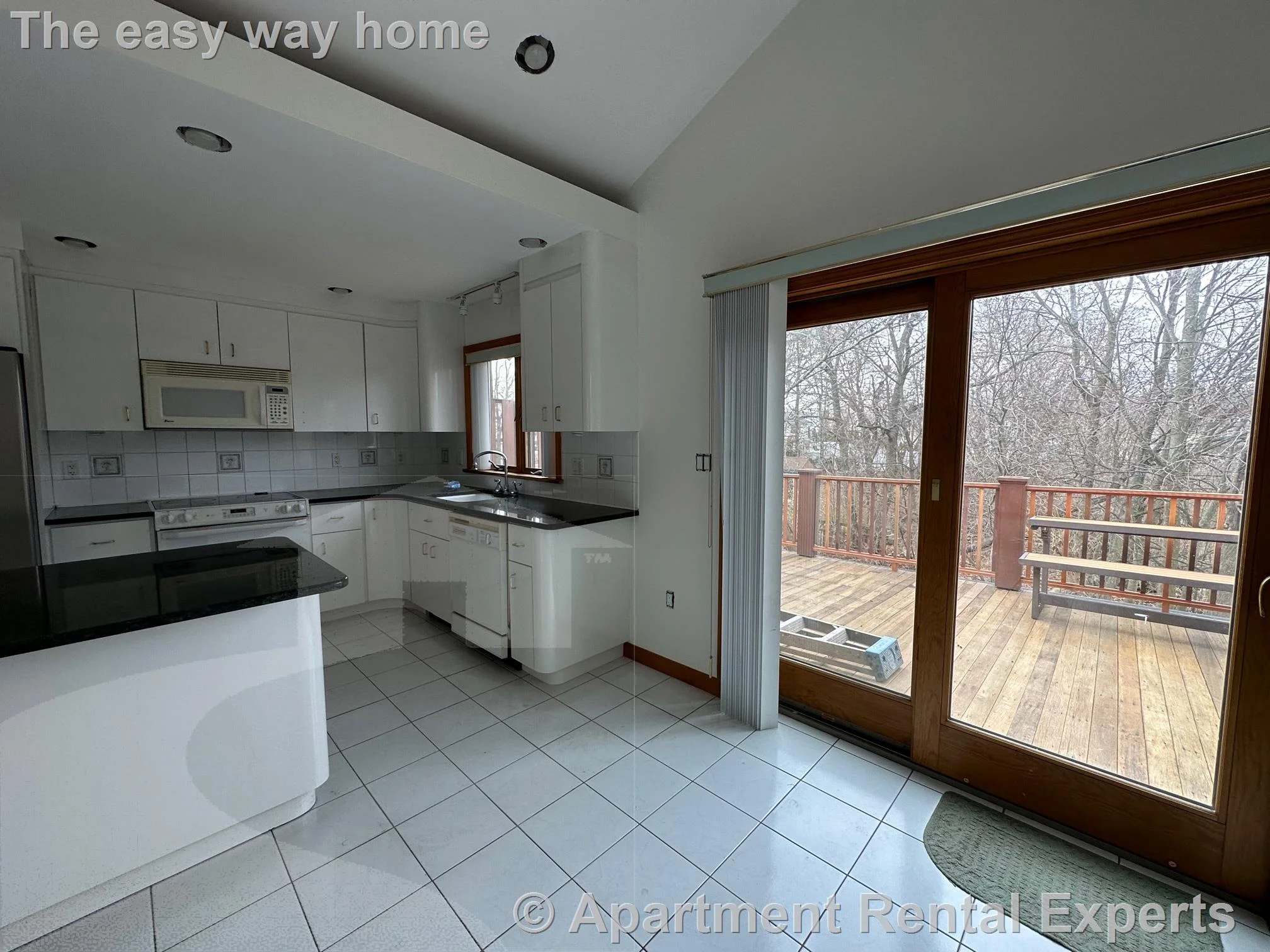 4 bed, 3 bath apartment for rent at 116 Grover Road Ext, Medford