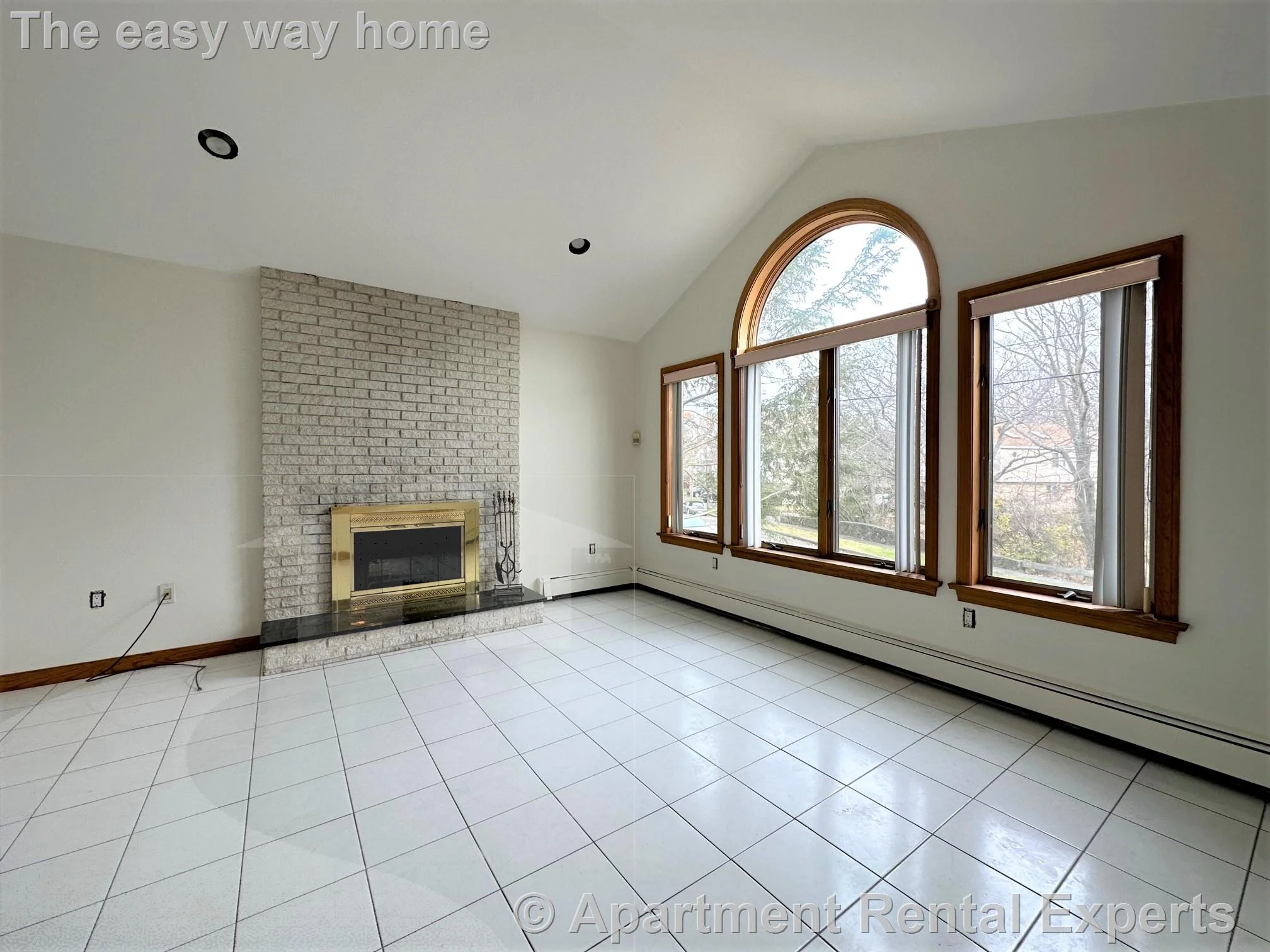 4 bed, 3 bath apartment for rent at 116 Grover Road Ext, Medford — photo 6 of 24