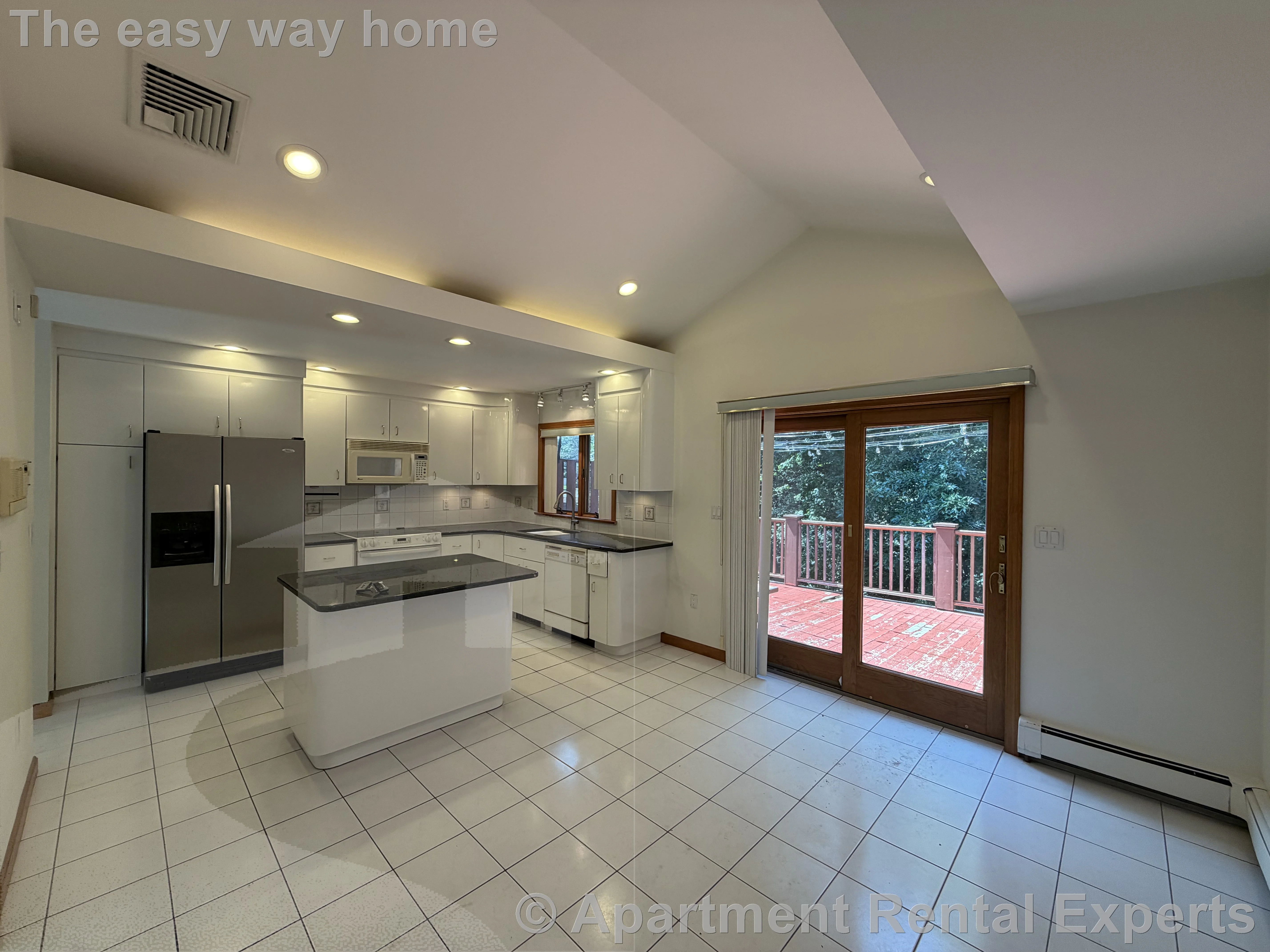 4 bed, 3 bath apartment for rent at 116 Grover Road Ext, Medford — photo 5 of 23