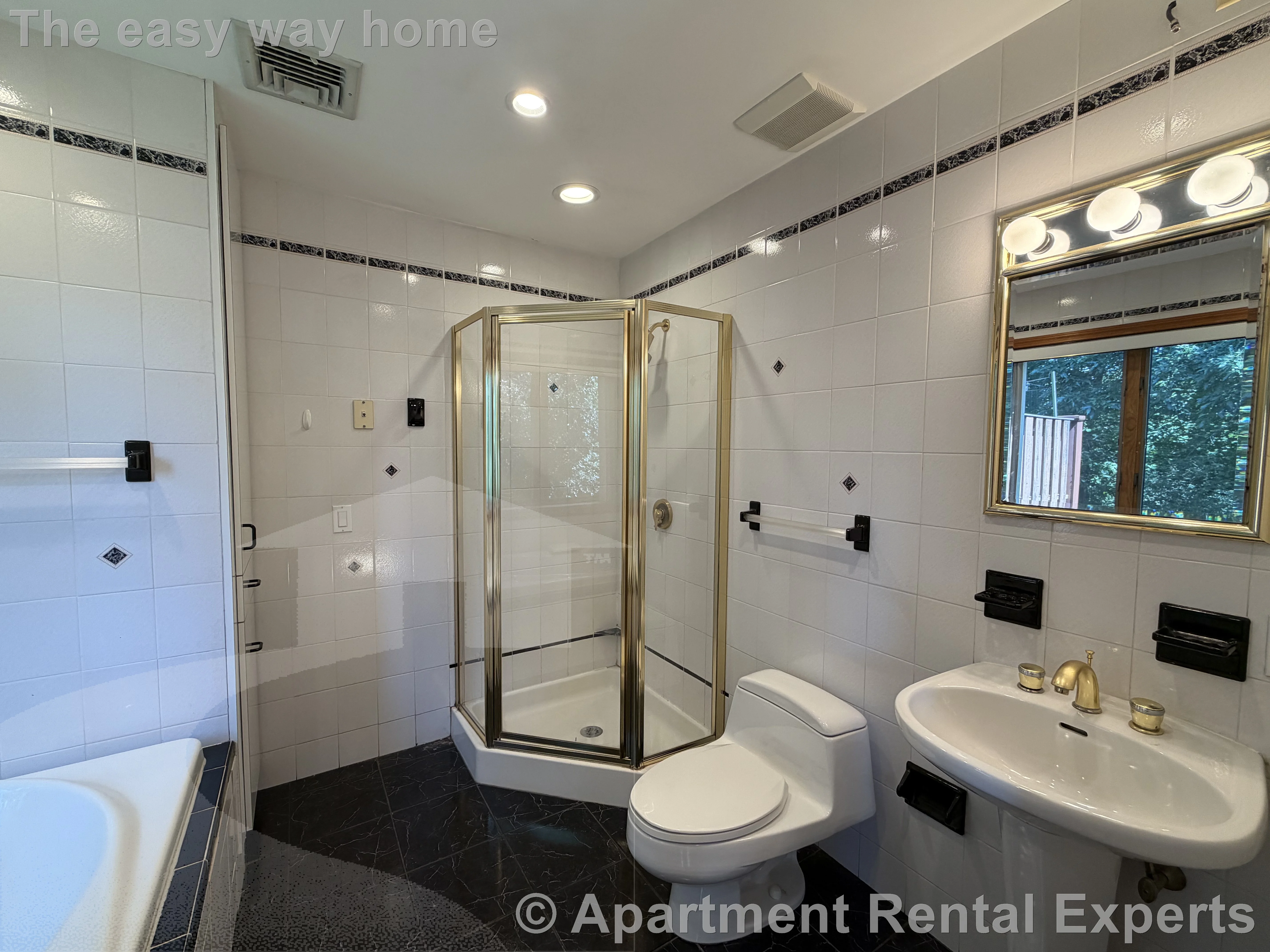 4 bed, 3 bath apartment for rent at 116 Grover Road Ext, Medford — photo 19 of 23
