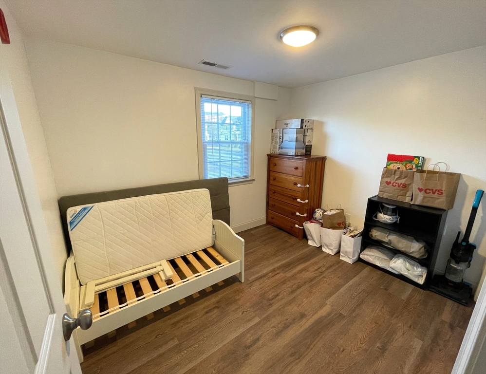 2 bed, 1 bath apartment for rent at 116 Highland Ave Unit B, Salem — photo 8 of 10