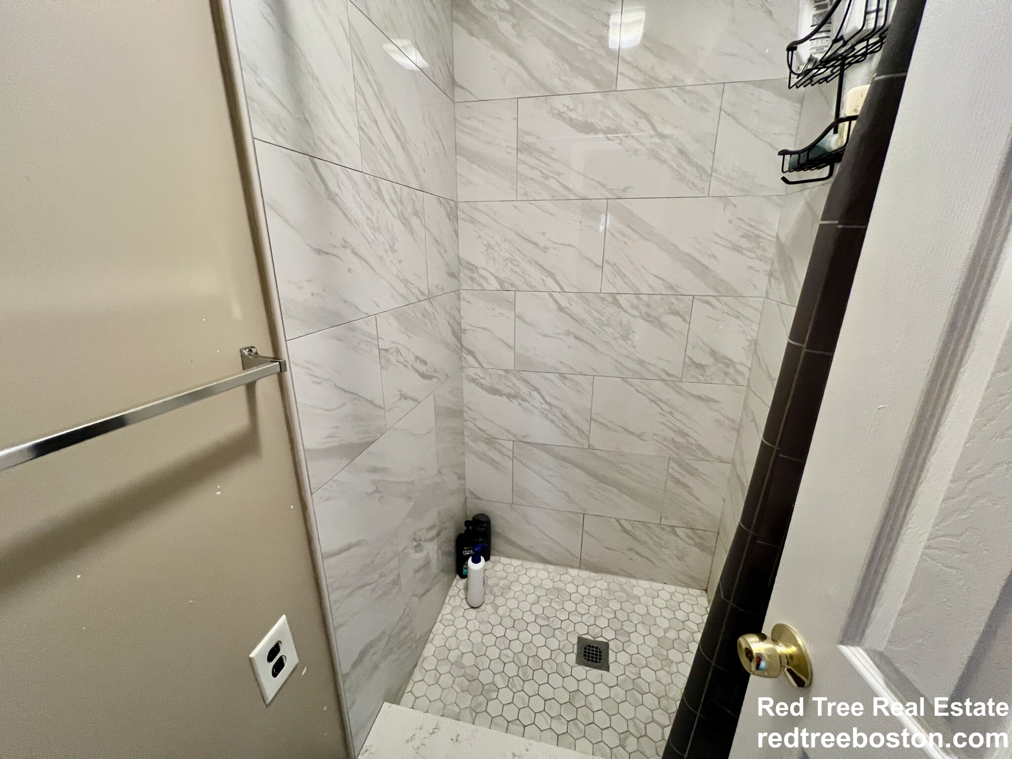 7 bed, 4+ bath apartment for rent at 116 Lake St, Brighton — photo 6 of 44