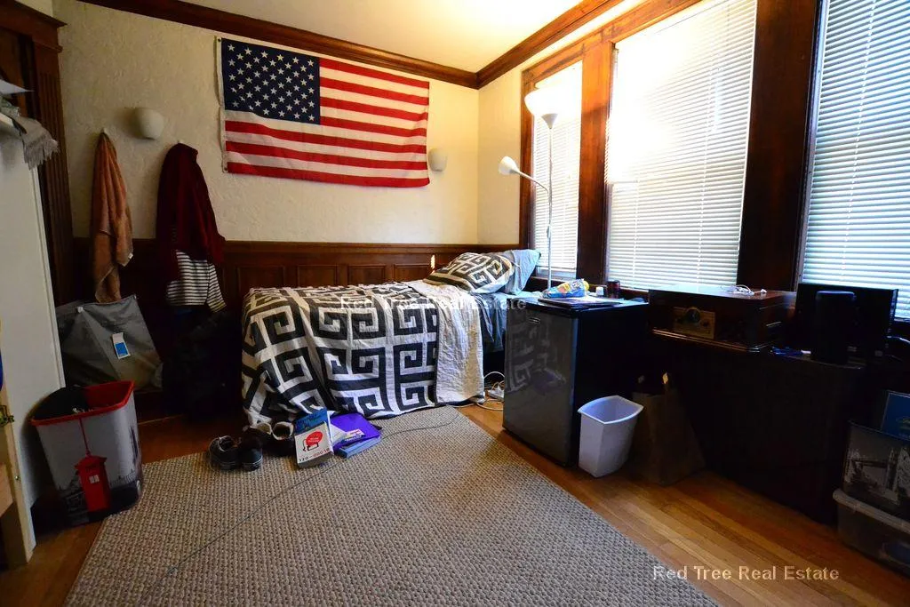7 bed, 4+ bath apartment for rent at 116 Lake St Unit 1, Brighton — photo 38 of 42