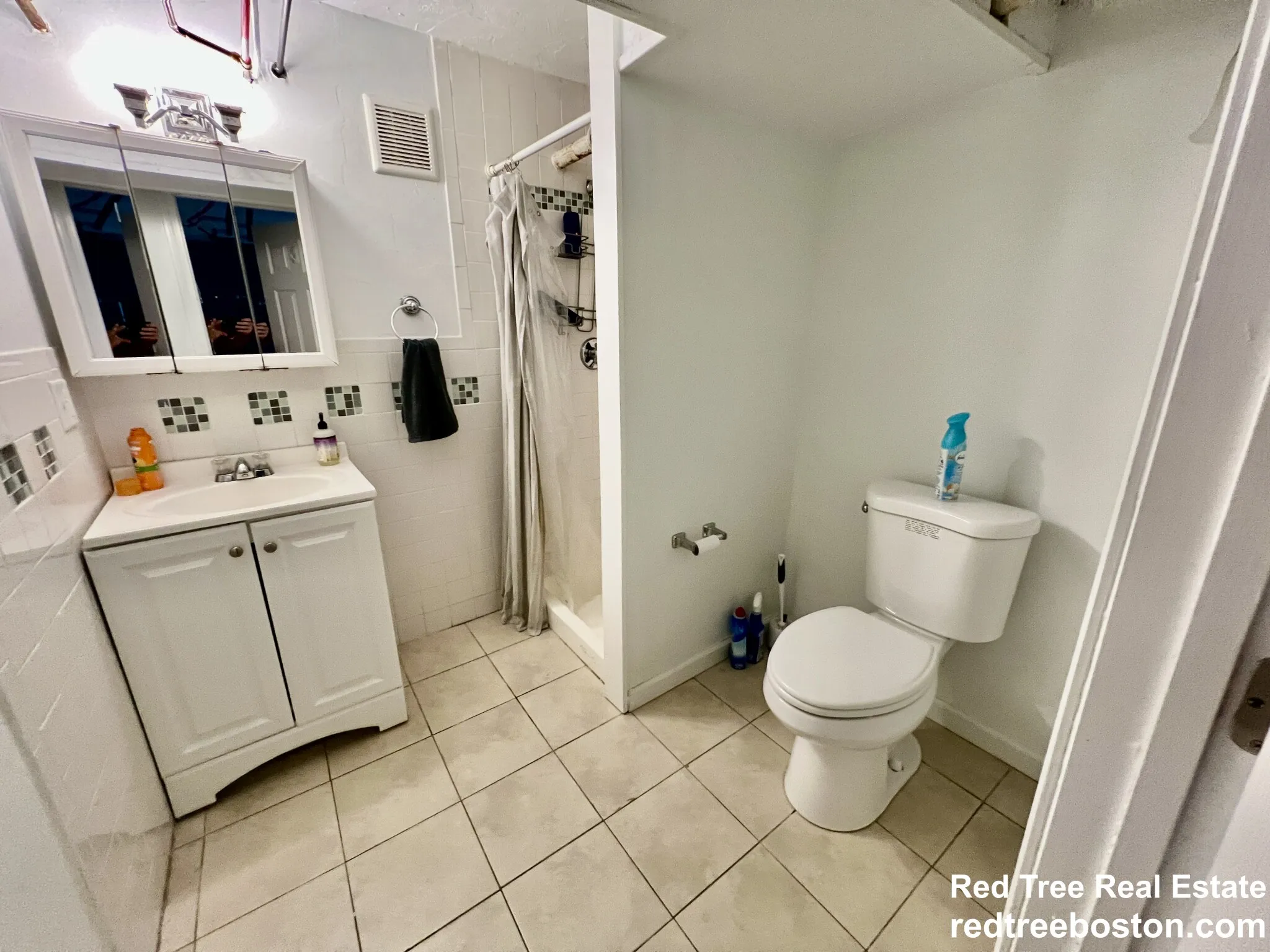 7 bed, 4+ bath apartment for rent at 116 Lake St Unit 1, Brighton — photo 19 of 42