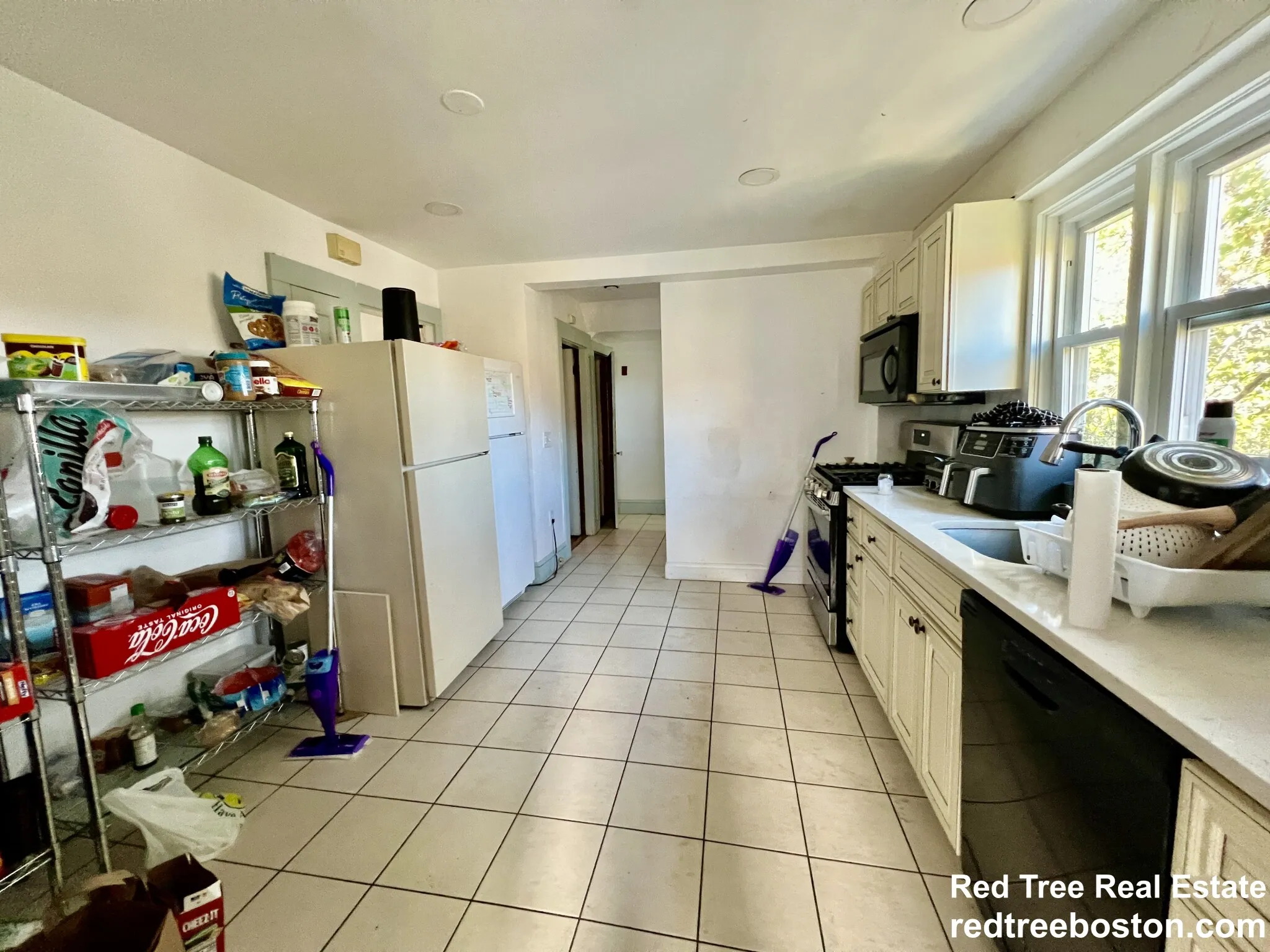 7 bed, 4+ bath apartment for rent at 116 Lake St Unit 1, Brighton — photo 8 of 42