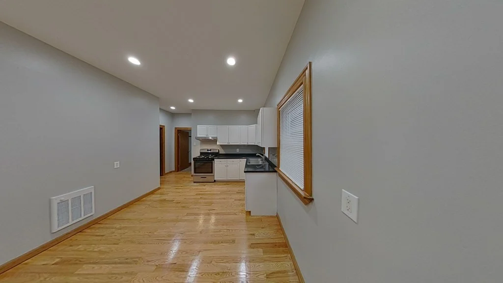 4 bed, 1 bath apartment for rent at 116 Lonsdale St Unit 2, Dorchester — photo 3 of 19