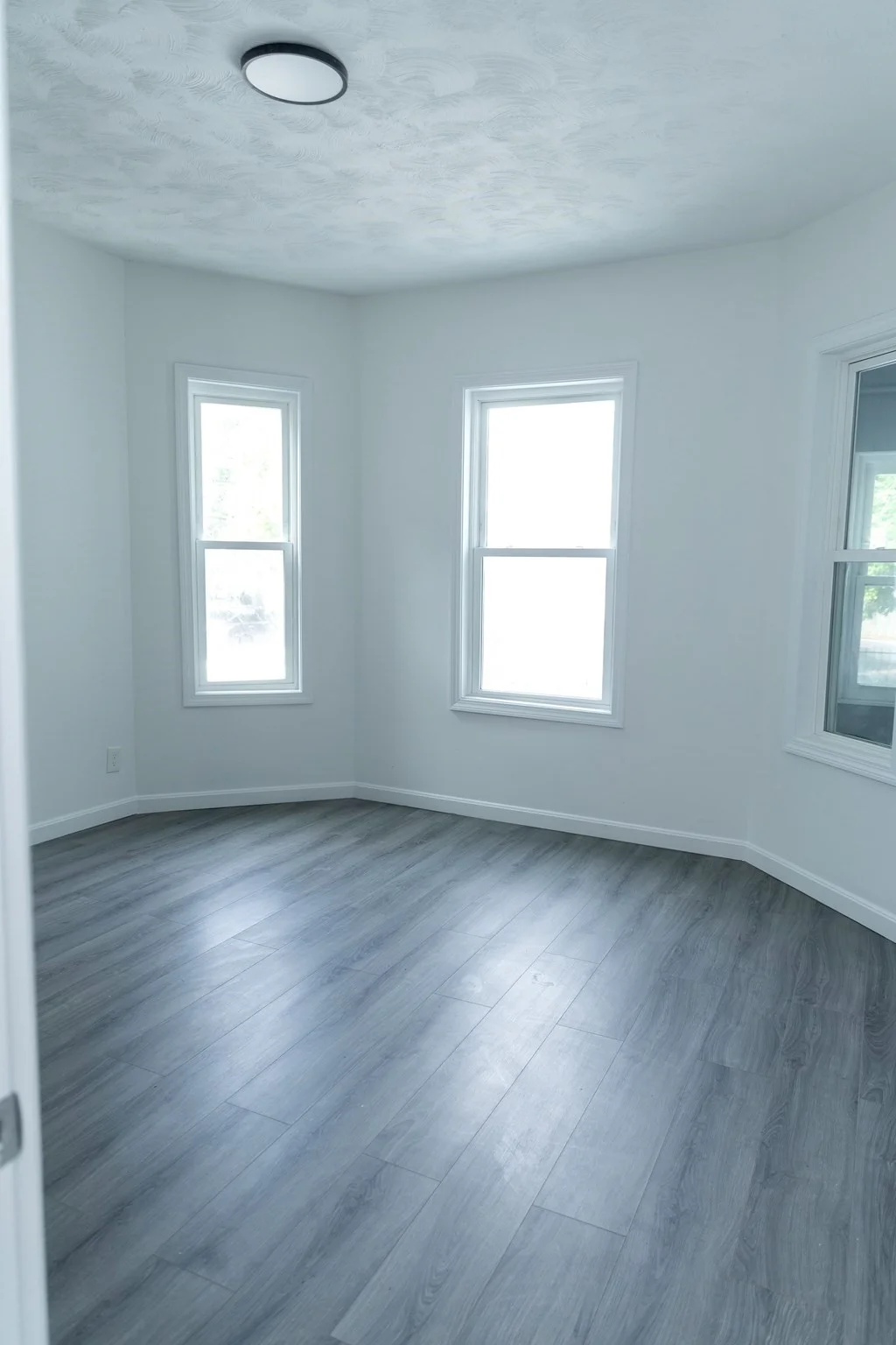 4 bed, 2 bath apartment for rent at 116 Lucerne Unit Apt. 1, Dorchester — photo 5 of 12