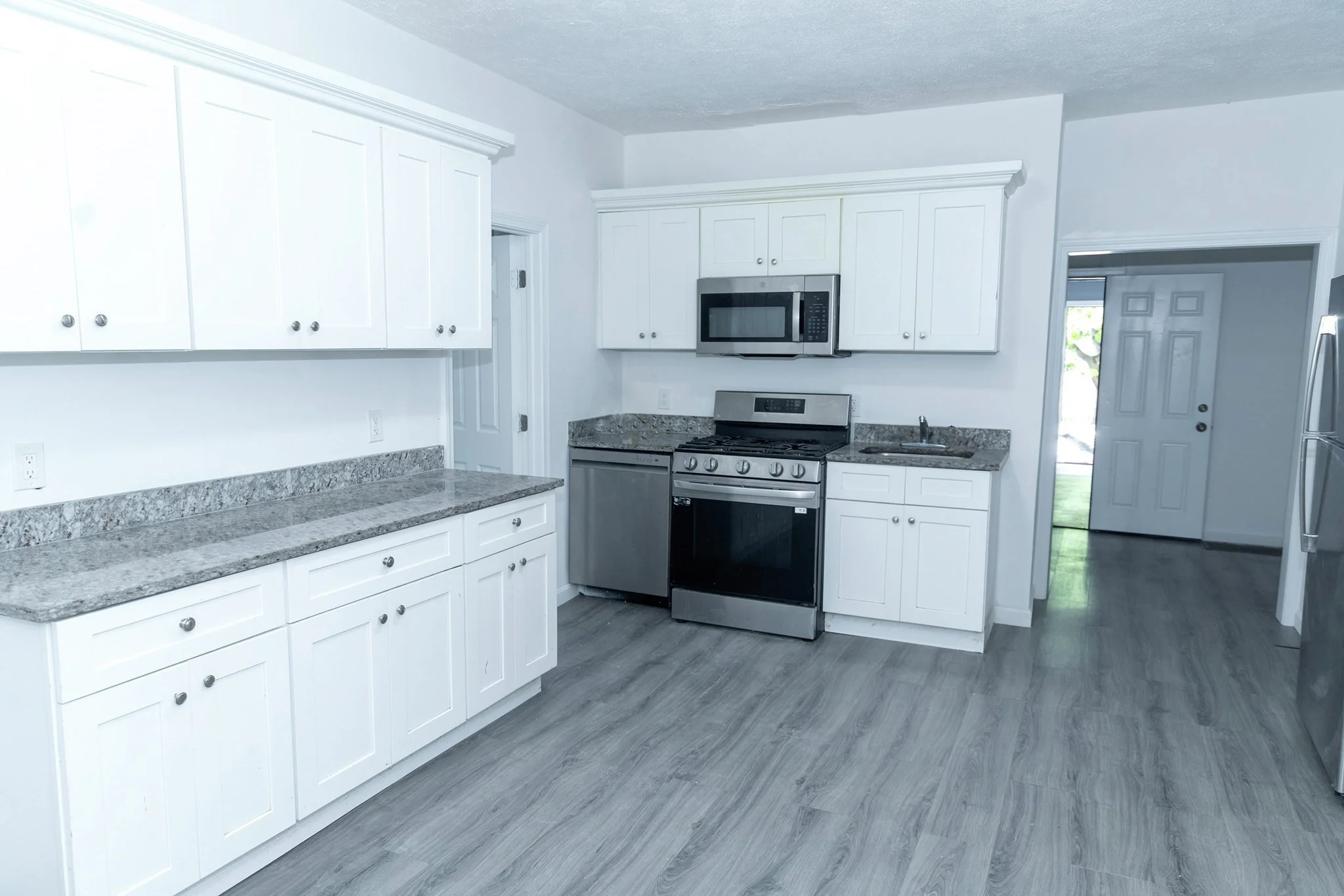 4 bed, 2 bath apartment for rent at 116 Lucerne Unit Apt. 1, Dorchester — photo 3 of 12