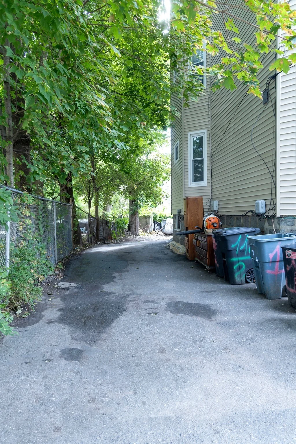 4 bed, 2 bath apartment for rent at 116 Lucerne Unit Apt. 1, Dorchester — photo 11 of 12