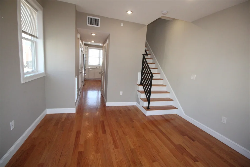 3 bed, 2 bath apartment for rent at 116 Main St Unit 116, Everett — photo 7 of 19