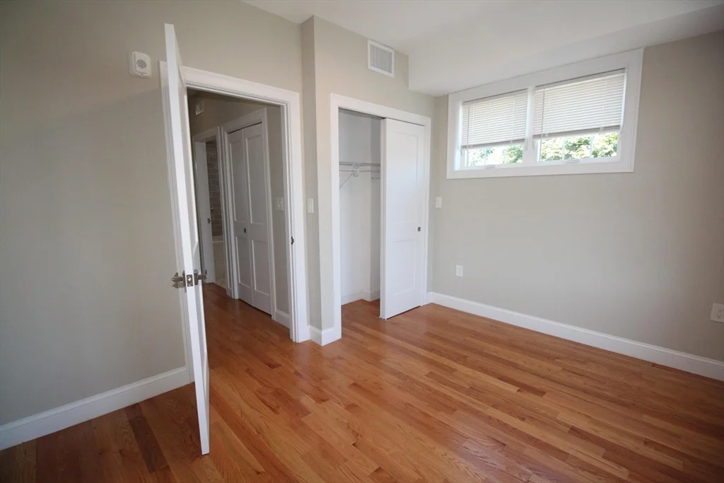 3 bed, 2 bath apartment for rent at 116 Main St Unit 116, Everett — photo 8 of 19
