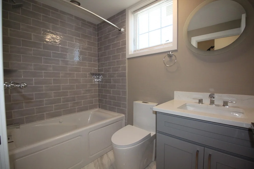 3 bed, 2 bath apartment for rent at 116 Main St Unit 116, Everett — photo 15 of 19