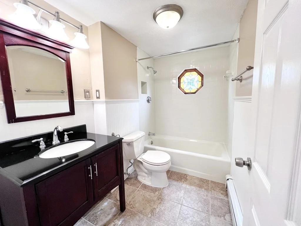 3 bed, 3 bath apartment for rent at 116 Manor Ave, Overbrook — photo 15 of 22