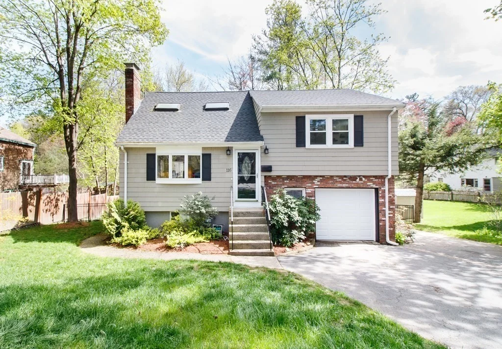 3 bed, 3 bath apartment for rent at 116 Manor Ave Unit 116, Overbrook