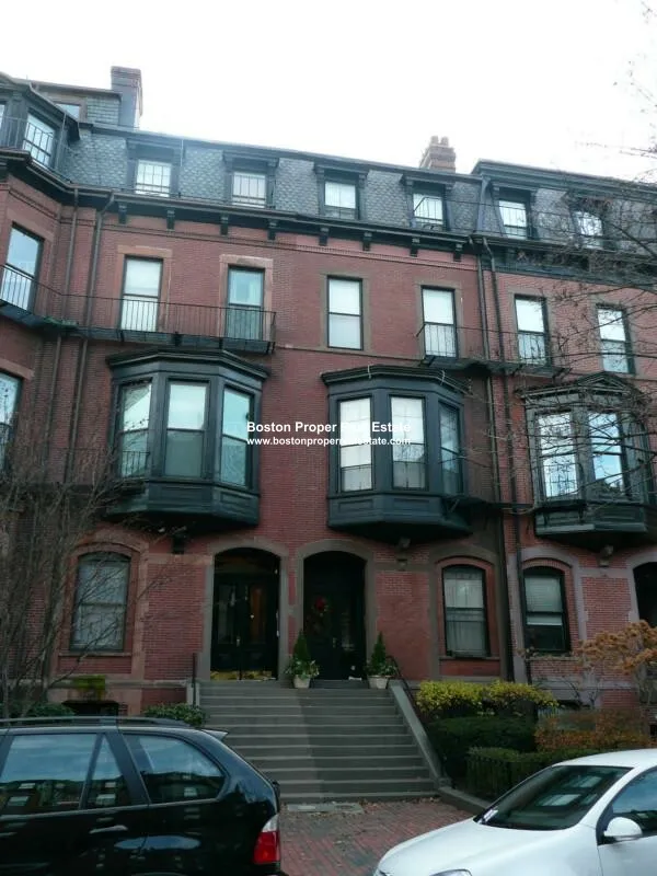 Studio bed, 1 bath apartment for rent at 116 Marlborough St Unit 3, Back Bay — photo 11 of 12