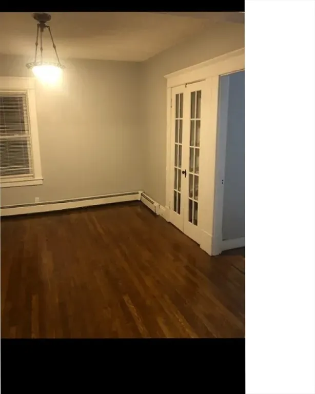 2 bed, 1 bath apartment for rent at 116 Middlesex Unit 2, Springfield — photo 3 of 4