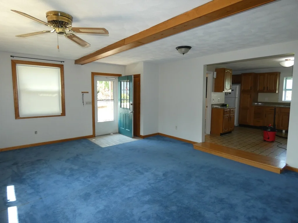 2 bed, 1 bath apartment for rent at 116 Pearl St Unit 1, Woburn — photo 3 of 10