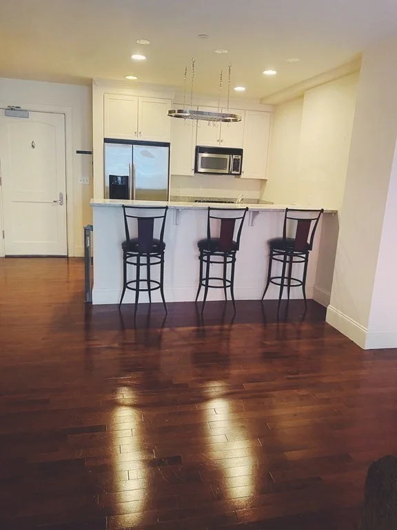 1 bed, 1 bath apartment for rent at 116 Rantoul St Unit 204, Beverly — photo 2 of 15