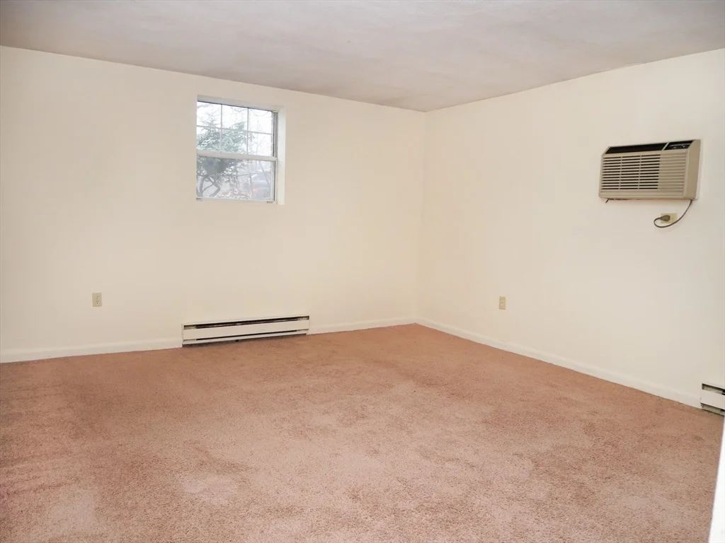 2 bed, 1 bath apartment for rent at 116 River Unit 1, Mattapan — photo 6 of 11