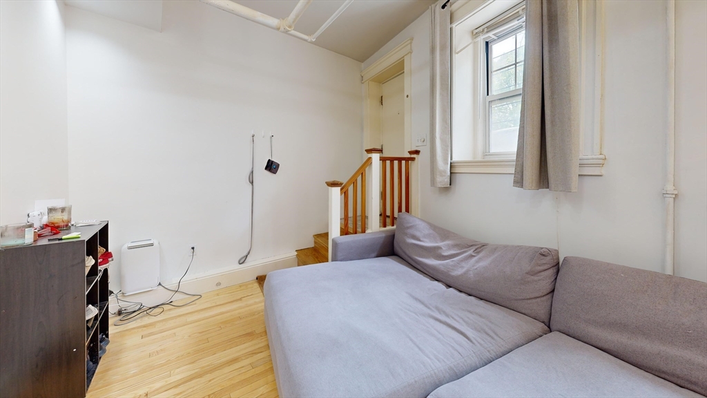 2 bed, 1 bath apartment for rent at 116 Riverway Unit 099, Longwood — photo 2 of 7