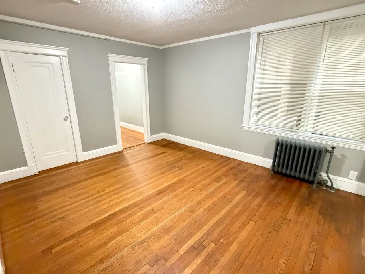 1 bed, 1 bath apartment for rent at 116 Riverway Unit 2, Longwood