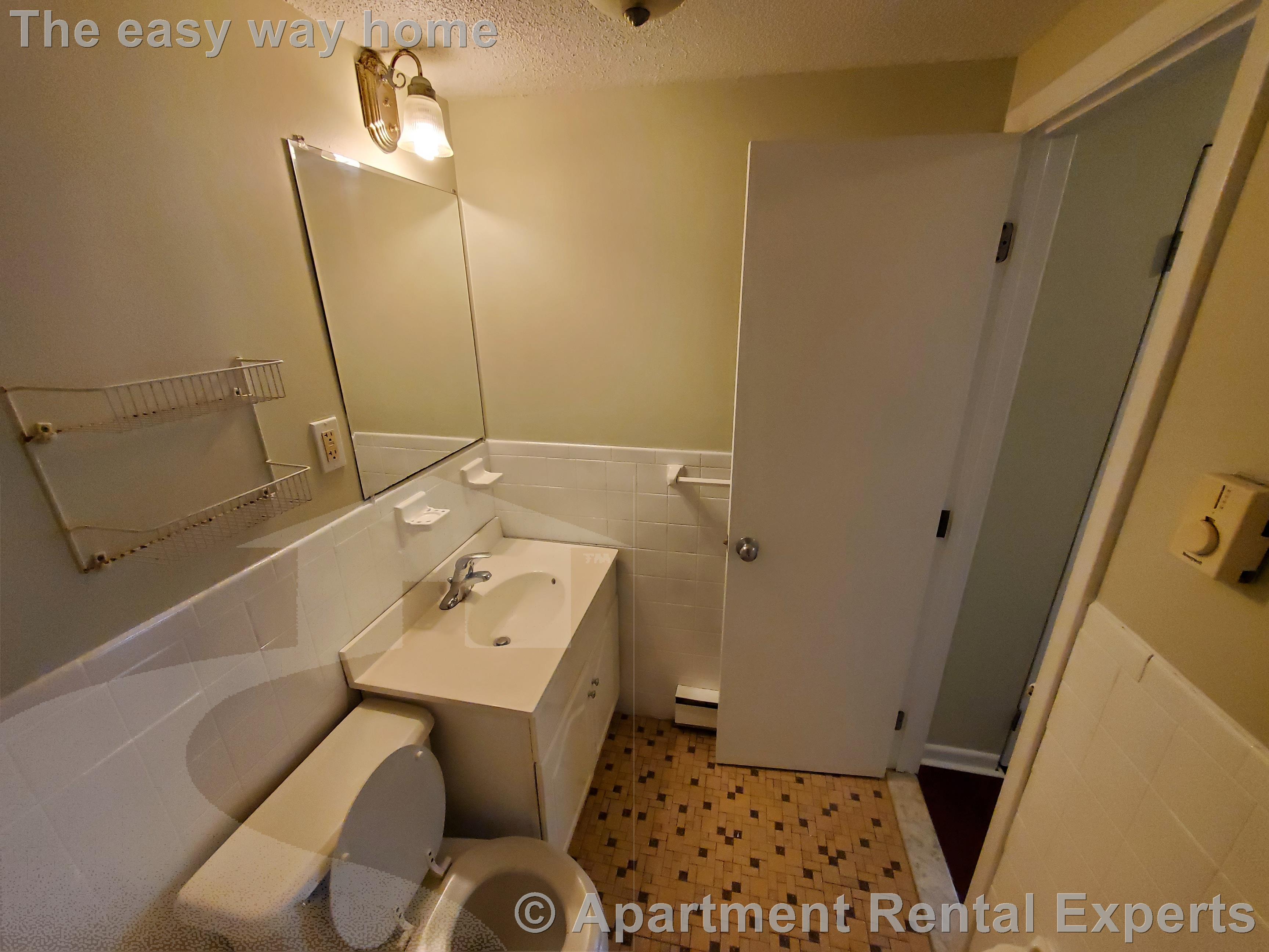 1 bed, 1 bath apartment for rent at 116 Sycamore St Unit 21, Winter Hill — photo 15 of 18