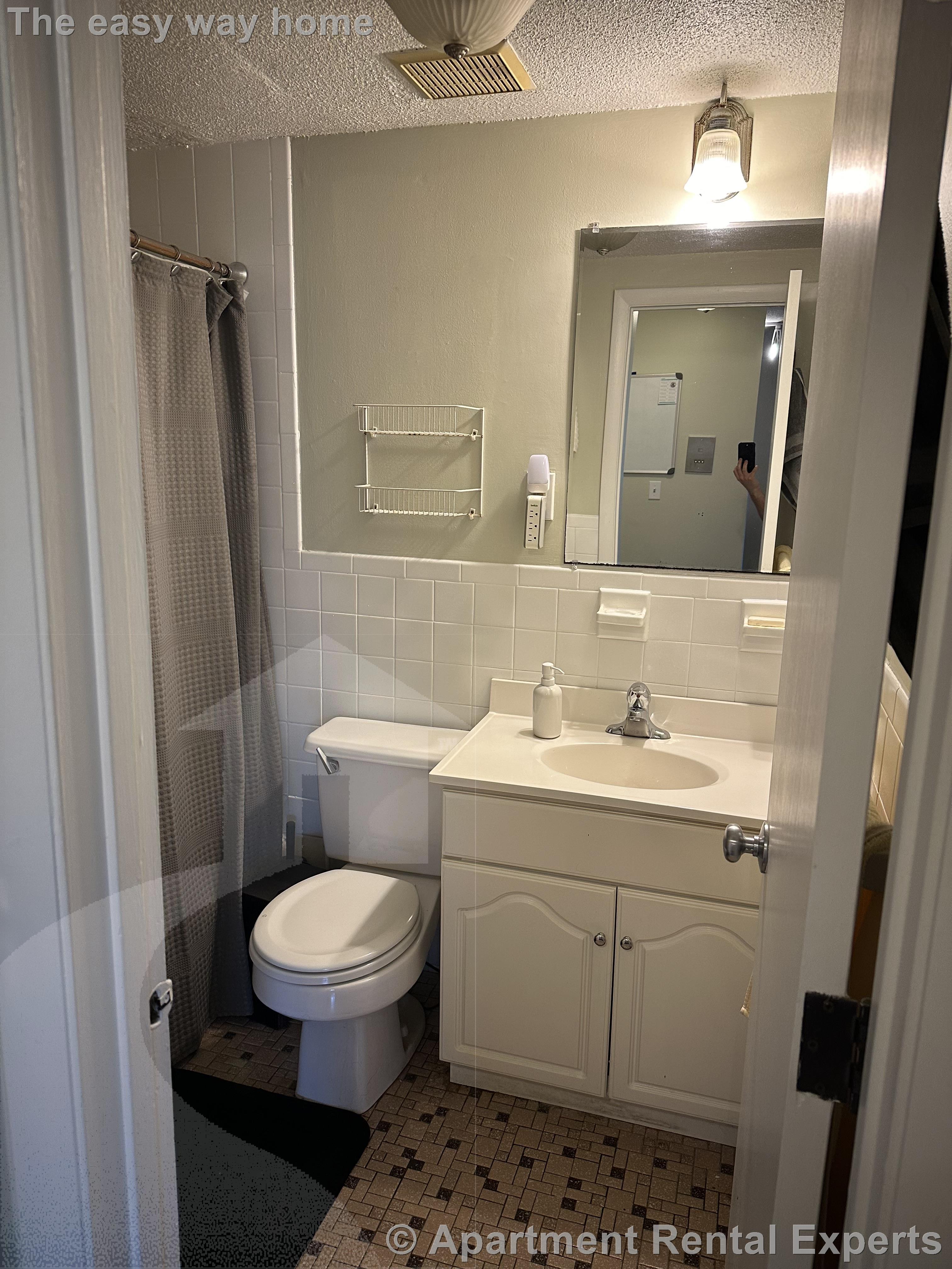 1 bed, 1 bath apartment for rent at 116 Sycamore St Unit 21, Winter Hill — photo 6 of 18