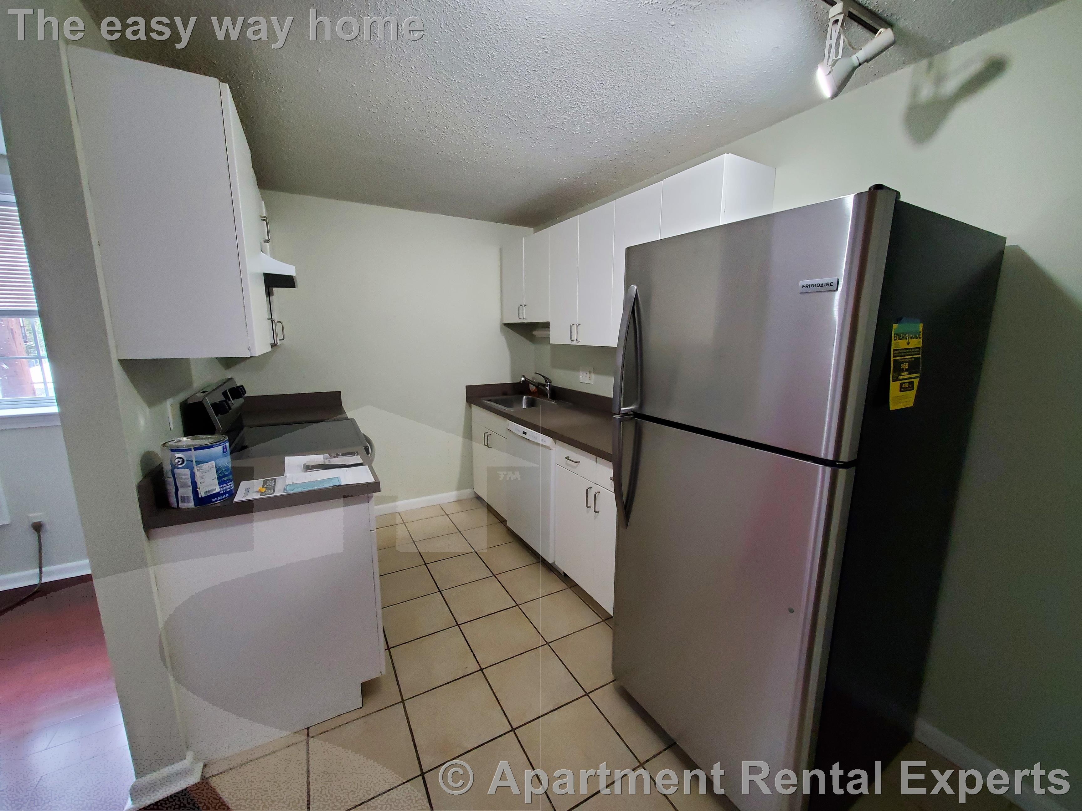 1 bed, 1 bath apartment for rent at 116 Sycamore St Unit 21, Winter Hill — photo 8 of 18