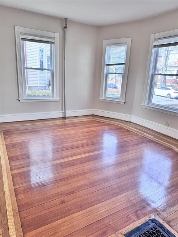 3 bed, 1 bath apartment for rent at 116 Tonawanda St Unit 1, Dorchester — photo 8 of 23