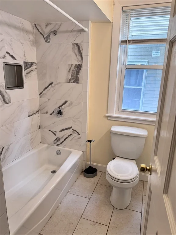 3 bed, 1 bath apartment for rent at 116 Tonawanda St Unit 1, Dorchester — photo 16 of 23
