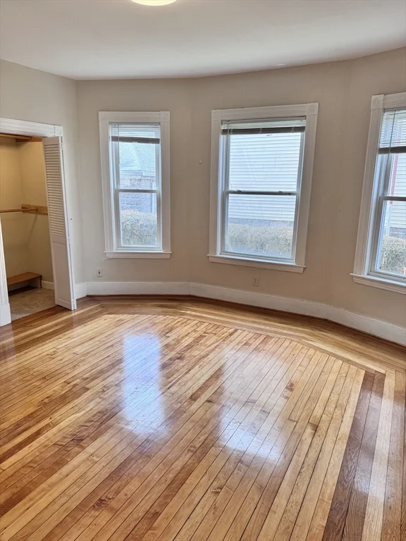 3 bed, 1 bath apartment for rent at 116 Tonawanda St Unit 1, Dorchester — photo 11 of 23