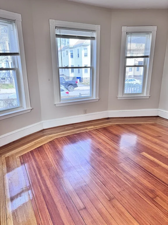 3 bed, 1 bath apartment for rent at 116 Tonawanda St Unit 1, Dorchester — photo 7 of 23
