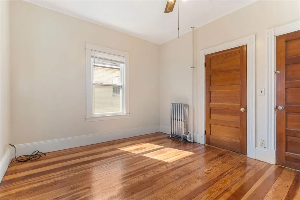 5 bed, 2 bath apartment for rent at 116 Tonawanda St Unit 2, Dorchester — photo 11 of 22