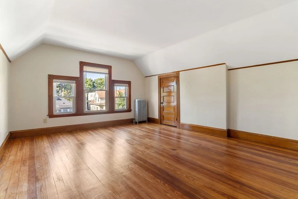5 bed, 2 bath apartment for rent at 116 Tonawanda St Unit 2, Dorchester — photo 8 of 22