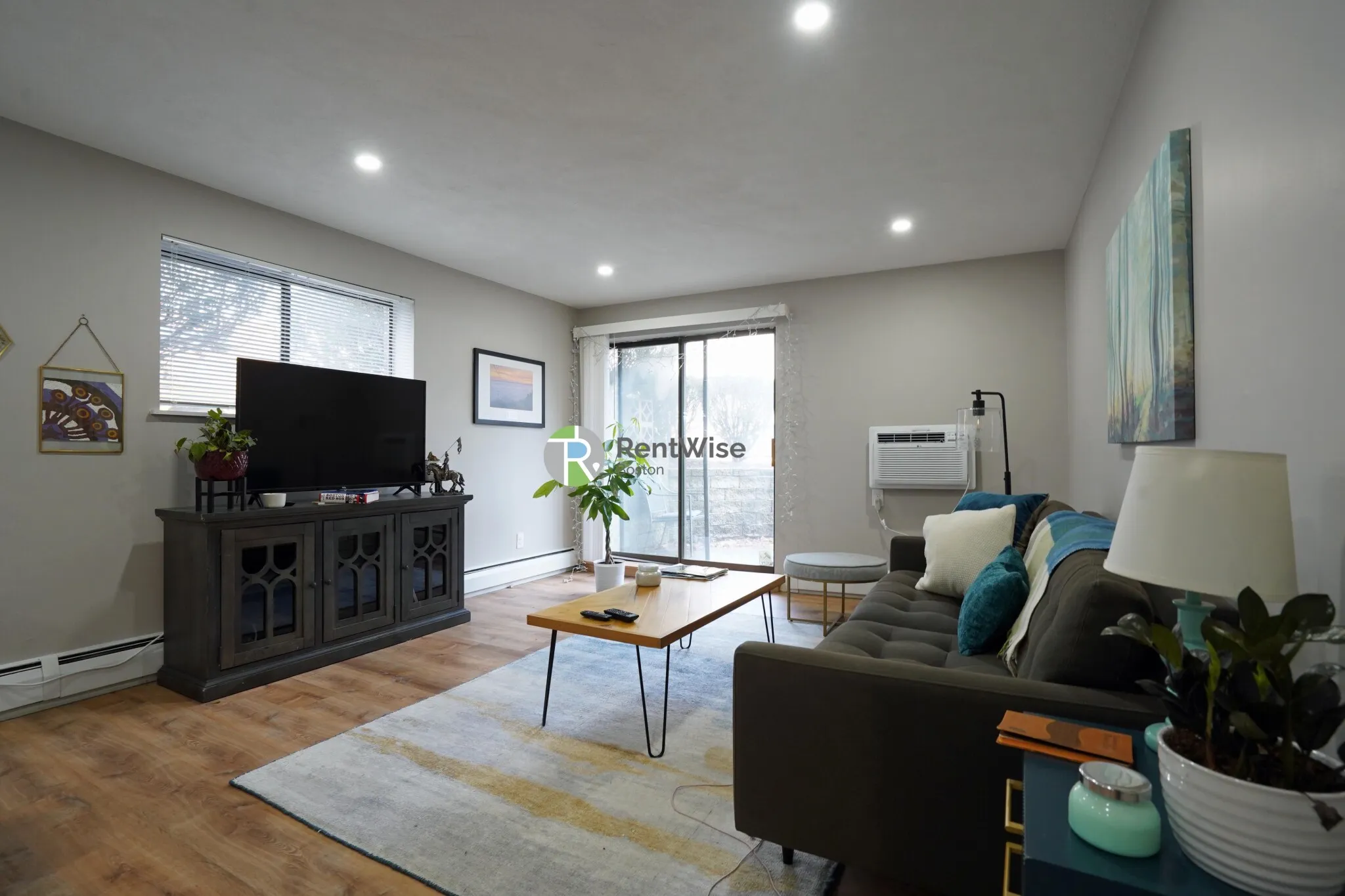 1 bed, 1 bath apartment for rent at 116 Tremont St Unit 7, Brighton — photo 1 of 22