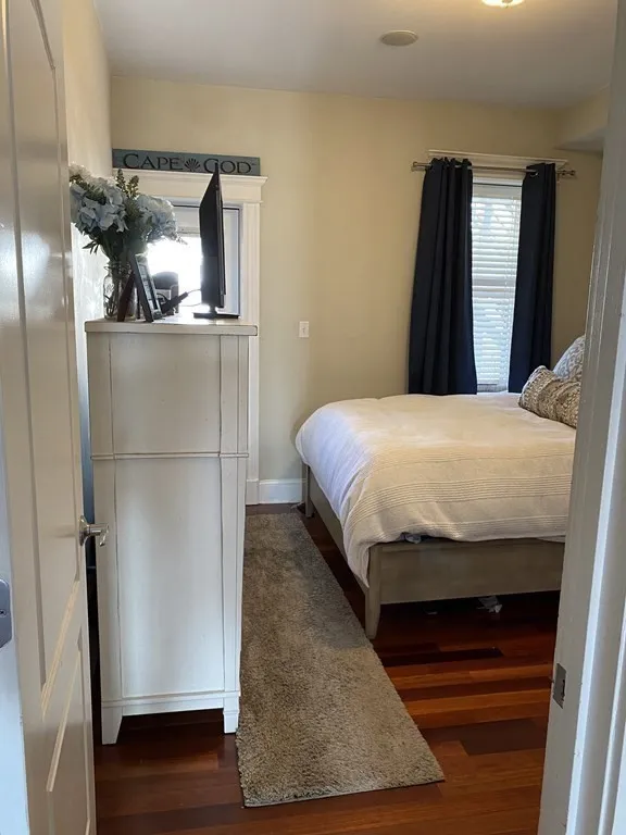 2 bed, 1 bath apartment for rent at 116 W Broadway Unit 2, South Boston — photo 5 of 18