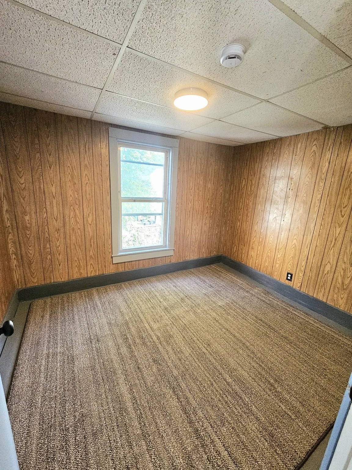 3 bed, 1 bath apartment for rent at 116 Walker Unit 2, Lowell — photo 8 of 19