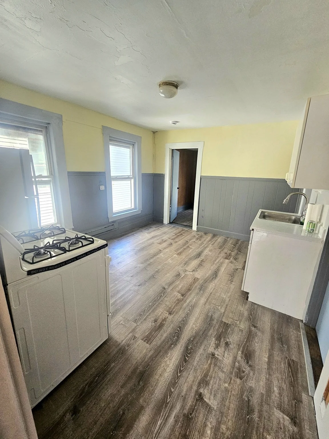 3 bed, 1 bath apartment for rent at 116 Walker Unit 2, Lowell — photo 6 of 19