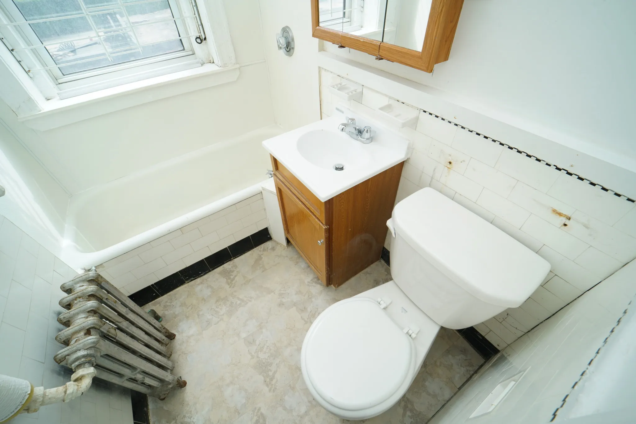 1 bed, 1 bath apartment for rent at 116 Washington St Unit 2, Brighton — photo 12 of 23