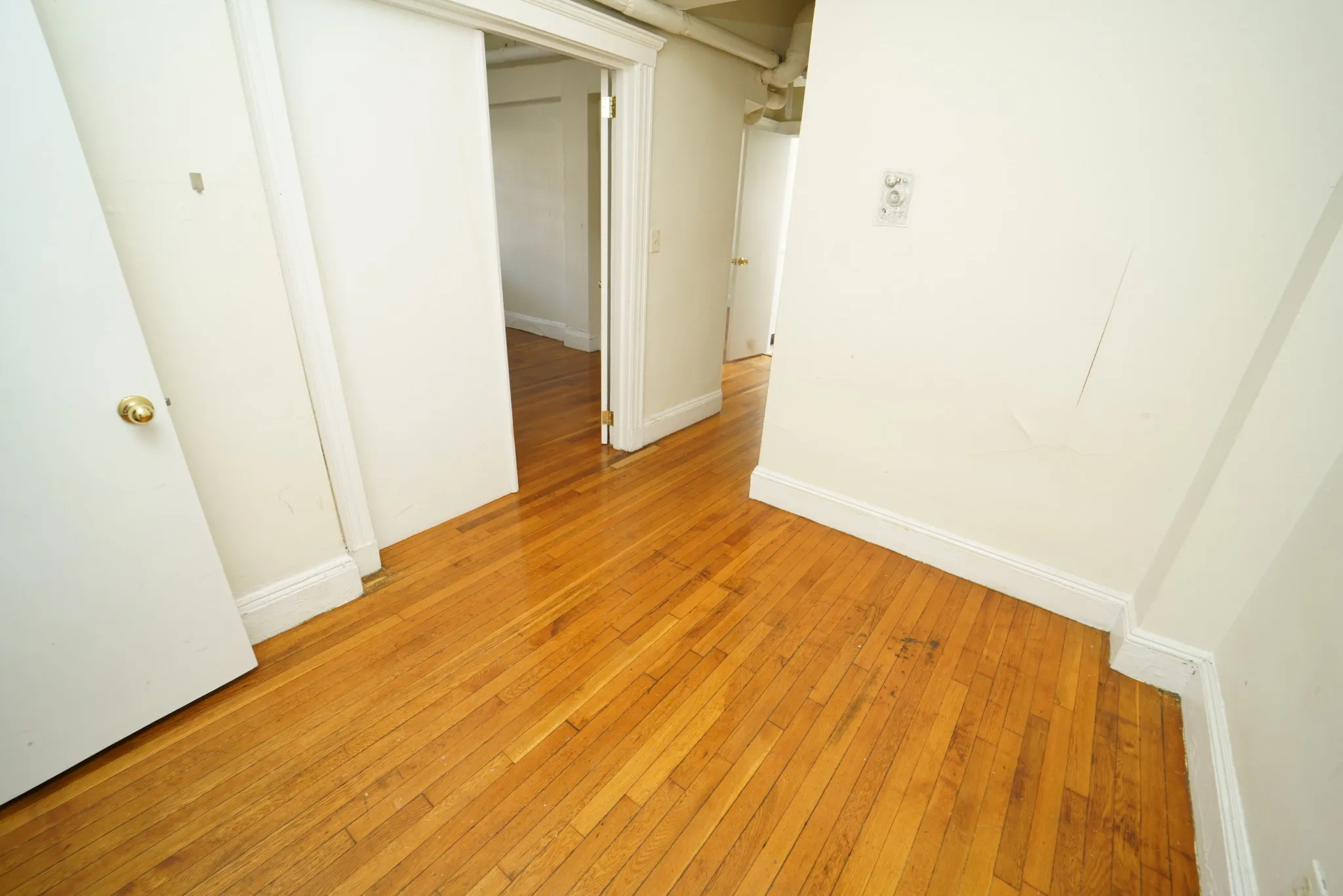 1 bed, 1 bath apartment for rent at 116 Washington St Unit 2, Brighton — photo 4 of 23